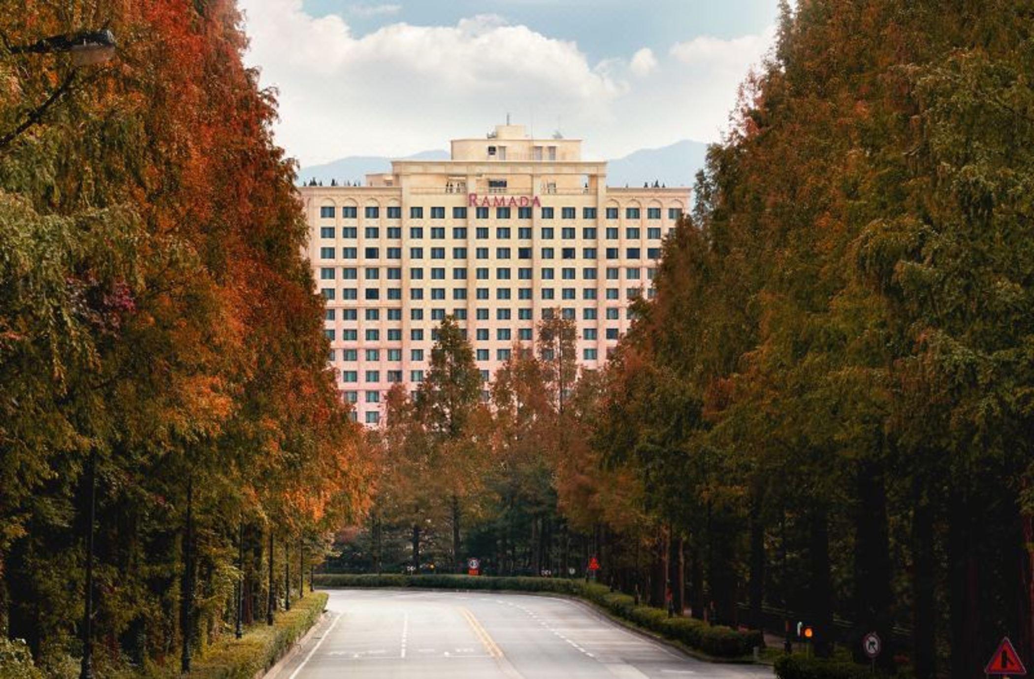 Ramada By Wyndham Yongin Hotel Ngoại thất bức ảnh