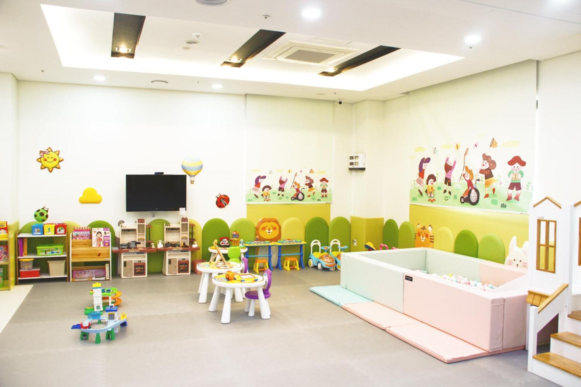 Ramada By Wyndham Yongin Hotel Ngoại thất bức ảnh